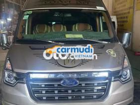 Ford Transit Tiêu chuẩn 2023