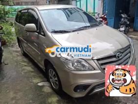 Toyota Innova 2.0E 2015