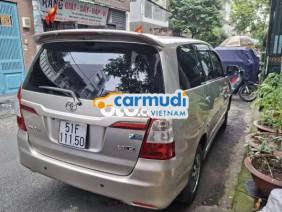 Toyota Innova 2.0E 2015