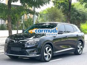 VinFast VF8 Eco 2025