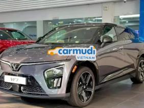 VinFast VF7 Base 2025