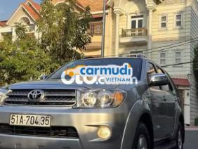 Toyota Fortuner 2.7V 2010