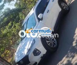 Hyundai Santa Fe 2.4L Xăng Tiêu chuẩn 2019