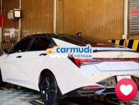 Hyundai Elantra 2024