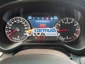 VinFast LUX SA2.0 2019