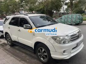 Toyota Fortuner 2011