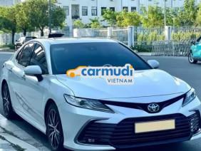 Toyota Camry 2.5Q 2022