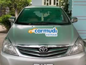 Toyota Innova 2011