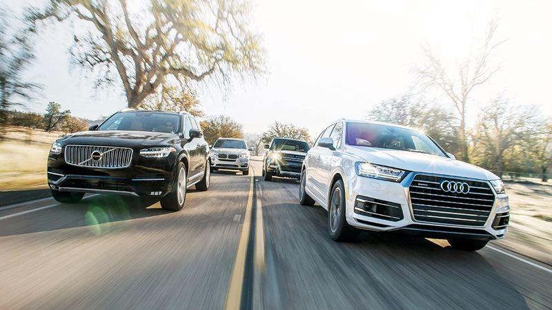 mệnh thuỷ nên mua xe màu trắng, den, xám