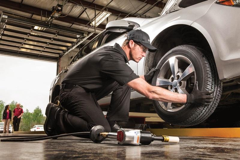 Nguyên nhân, cách xử lý khi xe bị nổ lốp