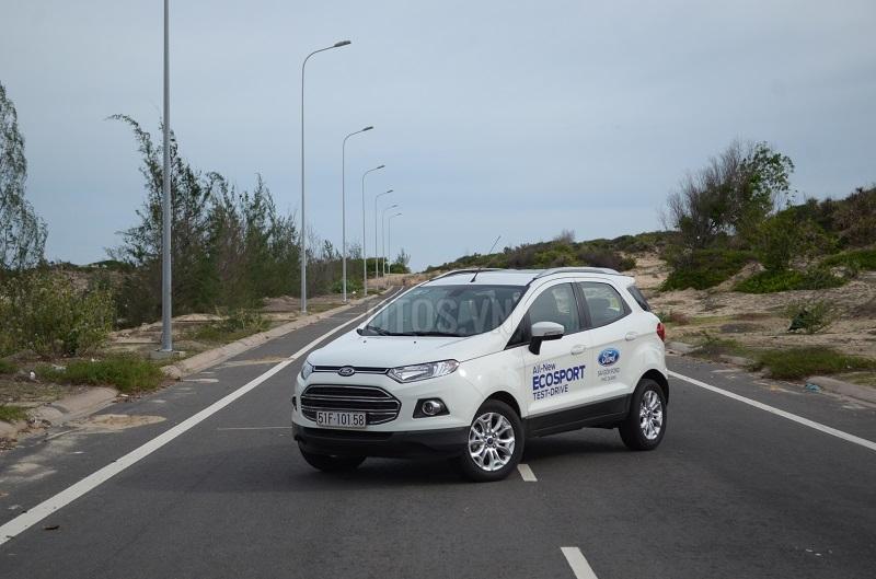 Mua xe lần đầu, tôi nên chọn Honda City hay Ford Ecosport?