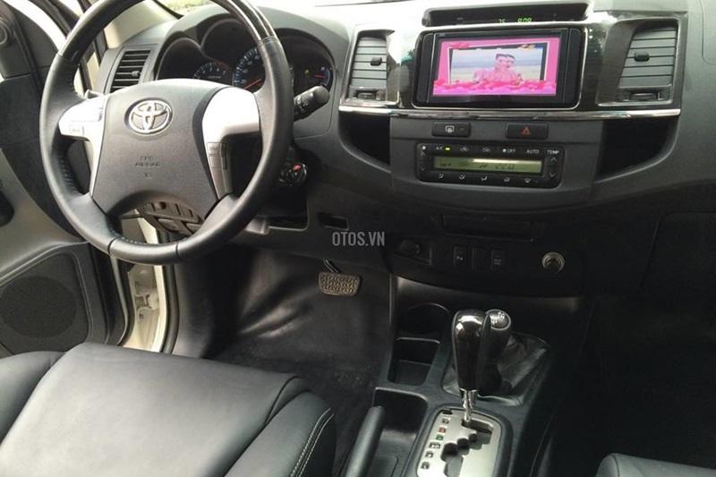 Xe Toyota Fortuner cũ giá bao nhiêu?