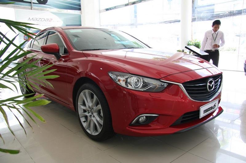 Nên mua Mazda6 hay Mazda CX-5 với hầu bao trên dưới 1 tỷ đồng?