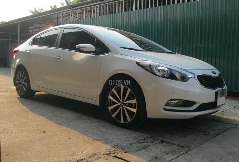 Có nên mua ô tô cũ trả góp-otos