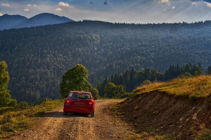 Giải mã hệ thống khởi hành ngang dốc và hỗ trợ đổ dốc trên ô tô 