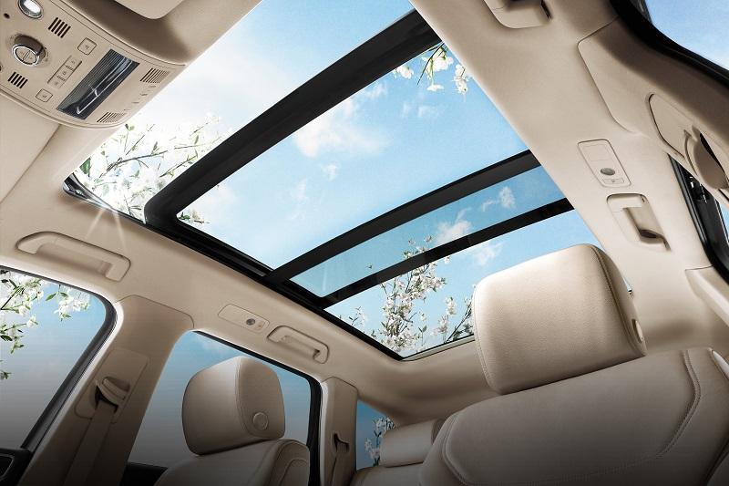 Có nên mua ô tô với tùy chọn cửa sổ trời