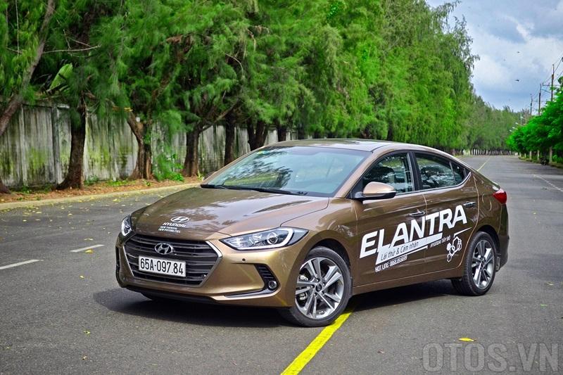 Trải nghiệm Hyundai Elantra 2016: Chiếc sedan lịch lãm, thể thao