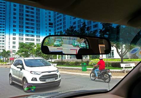 Điều chỉnh thế nào để phát huy hết hiệu quả gương hậu trên ô tô?