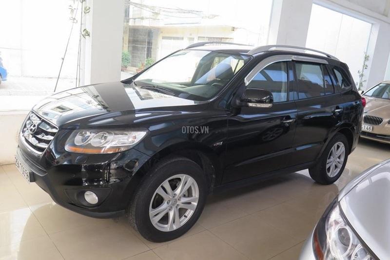 Nên mua Hyundai SantaFe 2009 giá 840 triệu đồng hay Ford Everest 2014 giá 790 triệu đồng?