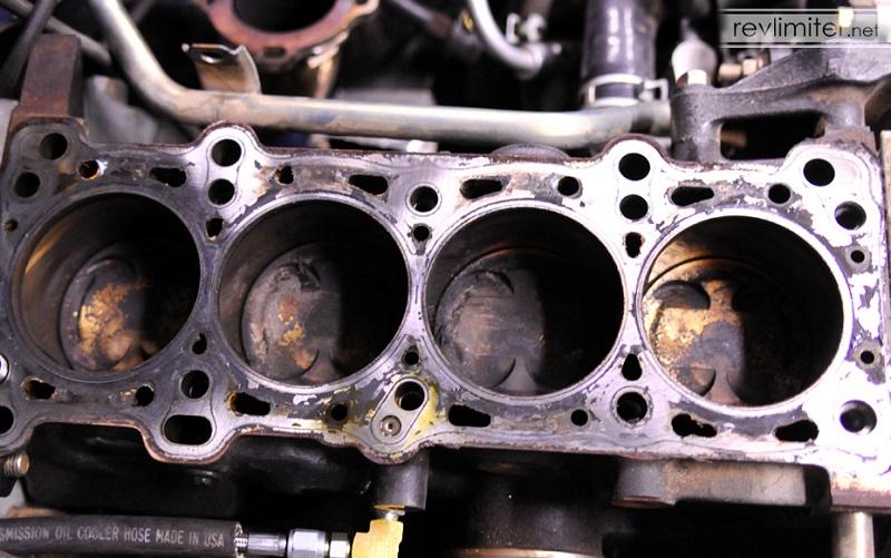 Chuyện gì xảy ra khi đổ nhầm nhiên liệu cho ô tô - 6