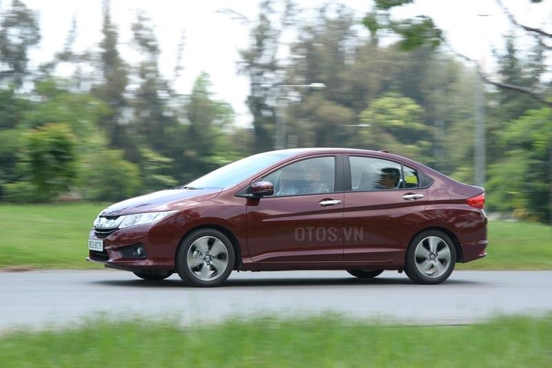 Nên mua Kia Cerato 2011 hay Honda City mới?