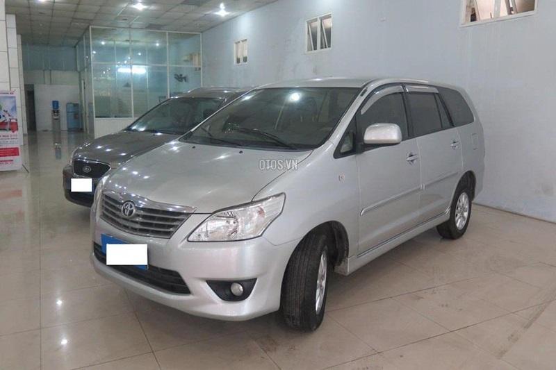 710 triệu đồng, mua xe gia đình 7 chỗ nào?