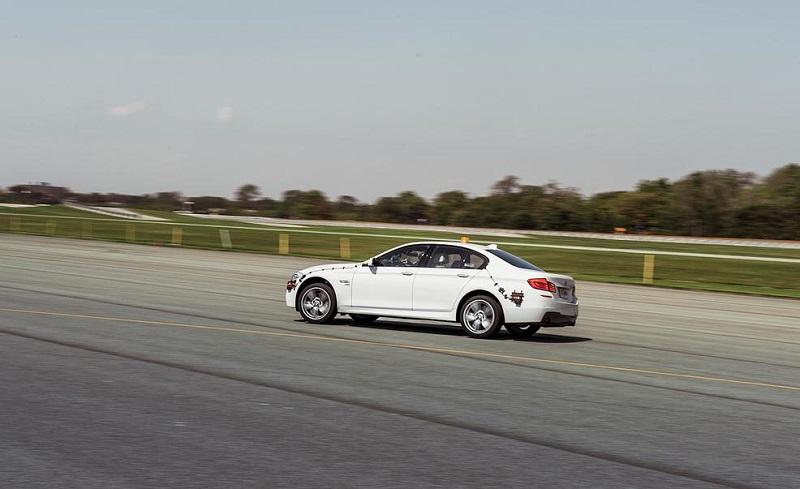 Tìm hiểu hệ thống trợ lực tay lái trên ô tô 