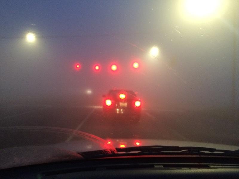 6 kỹ năng cần thiết khi lái xe trong thời tiết sương mù