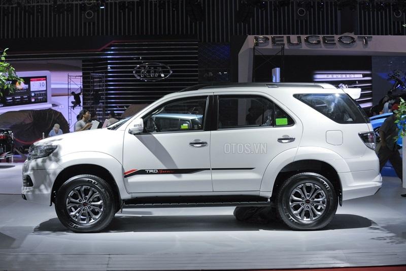 Kinh doanh nên mua Toyota Fortuner hay Mitsubishi Pajero Sport?