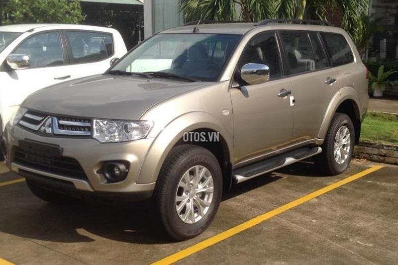 Kinh doanh nên mua Toyota Fortuner hay Mitsubishi Pajero Sport?