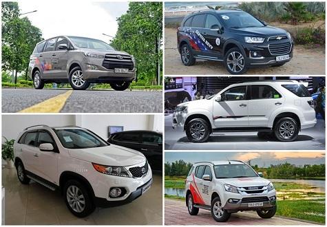 1 tỷ đồng đã tính phí lăn bánh mua được xe 7 chỗ nào?