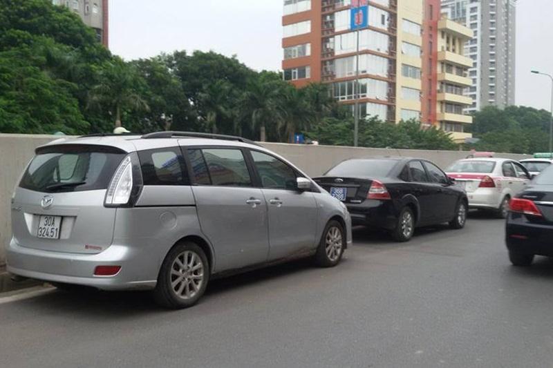 Ô tô không được phép dừng xe, đỗ xe trong trường hợp nào?