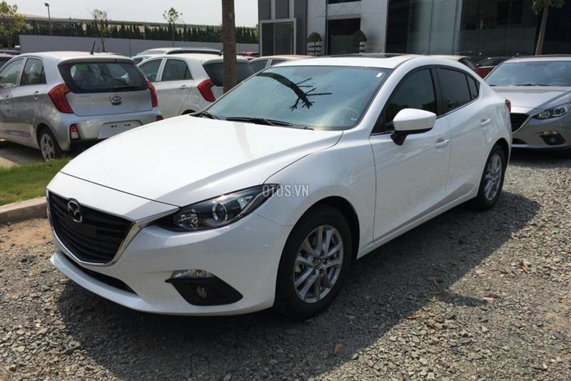 Đậu xe ngoài trời nắng và những tác hại khôn lường