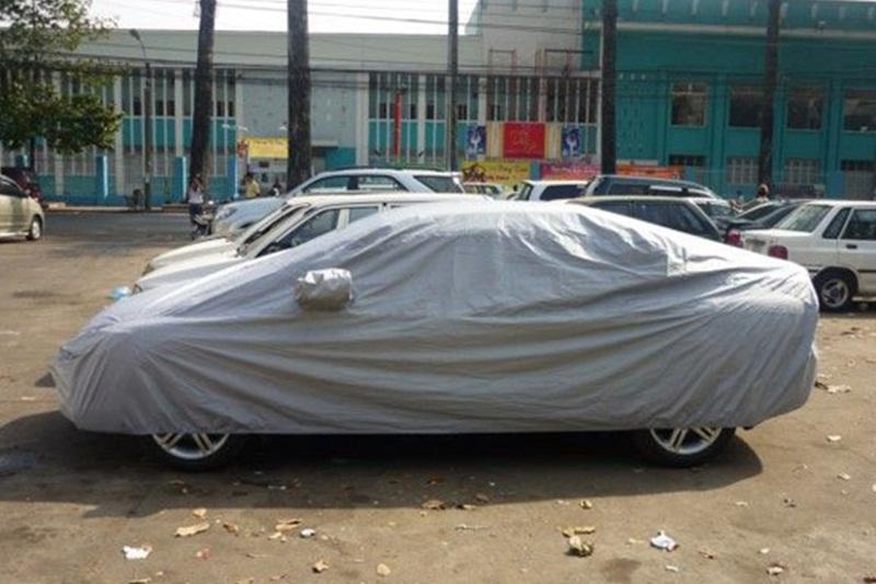 Đậu xe ngoài trời nắng và những tác hại khôn lường