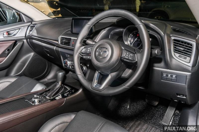 Cận cảnh Mazda3 2017 sắp về Việt Nam