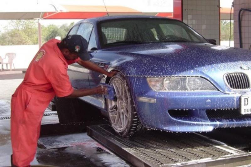 Làm gì để bảo vệ “xế yêu” mùa mưa bão?