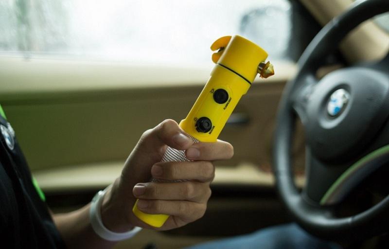 Ô tô cần trang bị những vật dụng cần thiết nào?