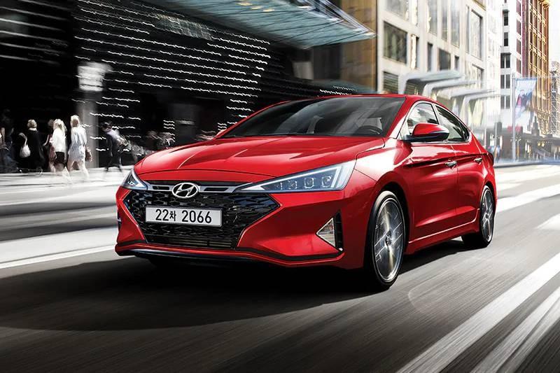 Hyundai Elantra Sport 2019 ra mắt 