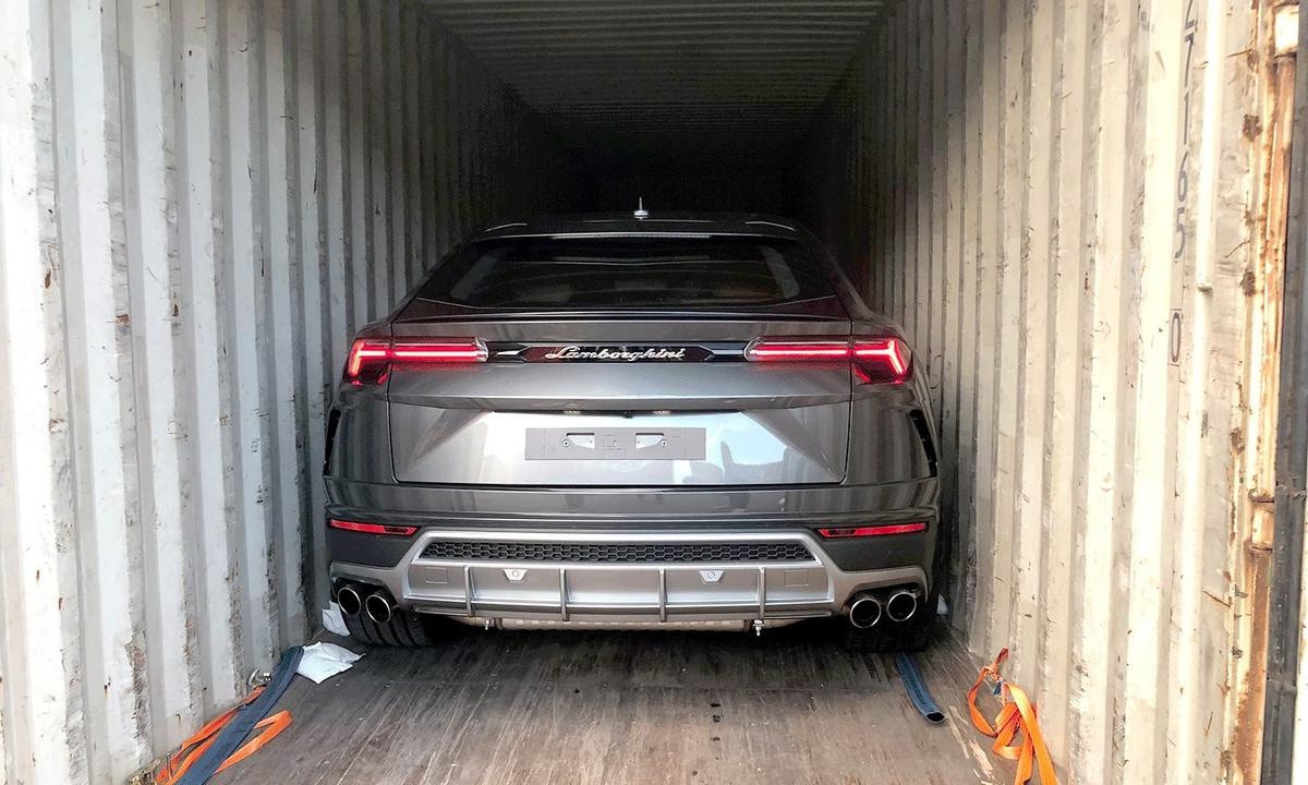 phần đuôi Lamborghini Urus