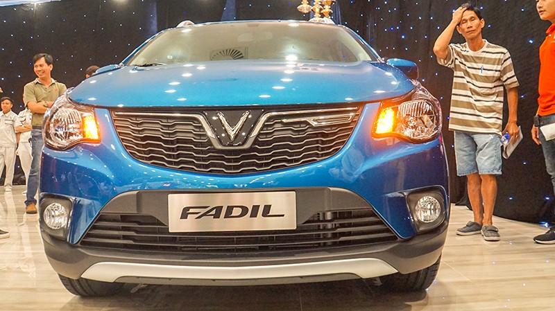 phần thiết kế đầu của xe ô tô cỡ nhỏ Fadil