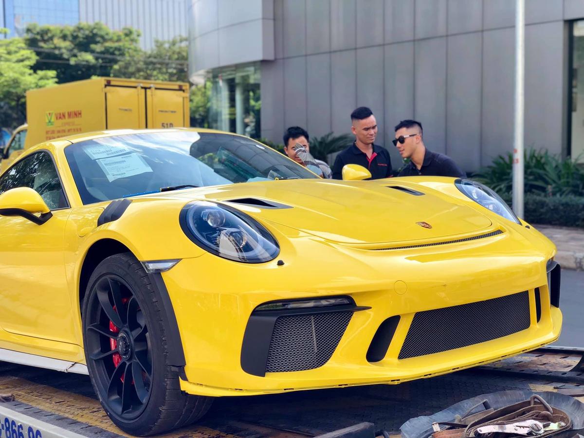  Tổng số 5 chiếc thì có đến 3 chiếc Porsche 911 GT2 RS và Porsche 911 GT3 RS | Carrmudi.vn