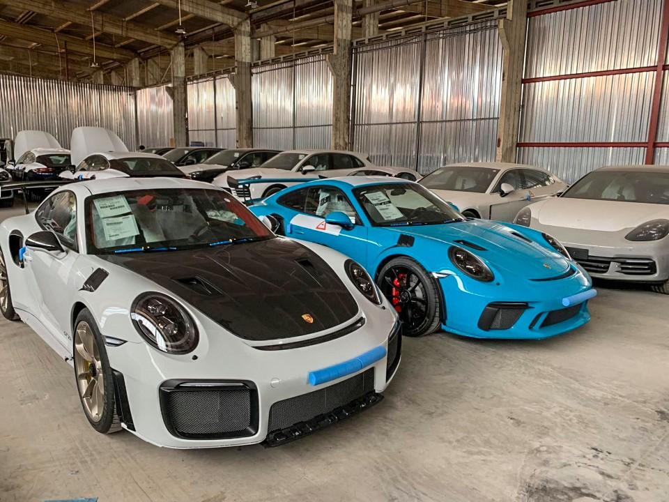 3 chiếc Porsche 911 GT2 RS | Carrmudi.vn