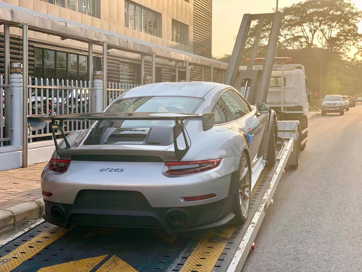  Tổng số 5 chiếc thì có đến 3 chiếc Porsche 911 GT2 RS và Porsche 911 GT3 RS | Carrmudi.vn