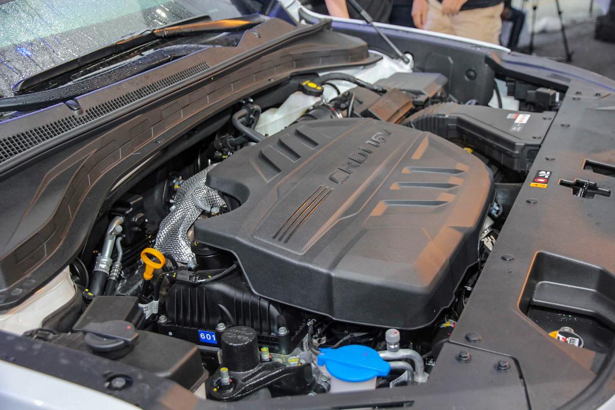 Động cơ trên chiếc SUV Hyundai SantaFe