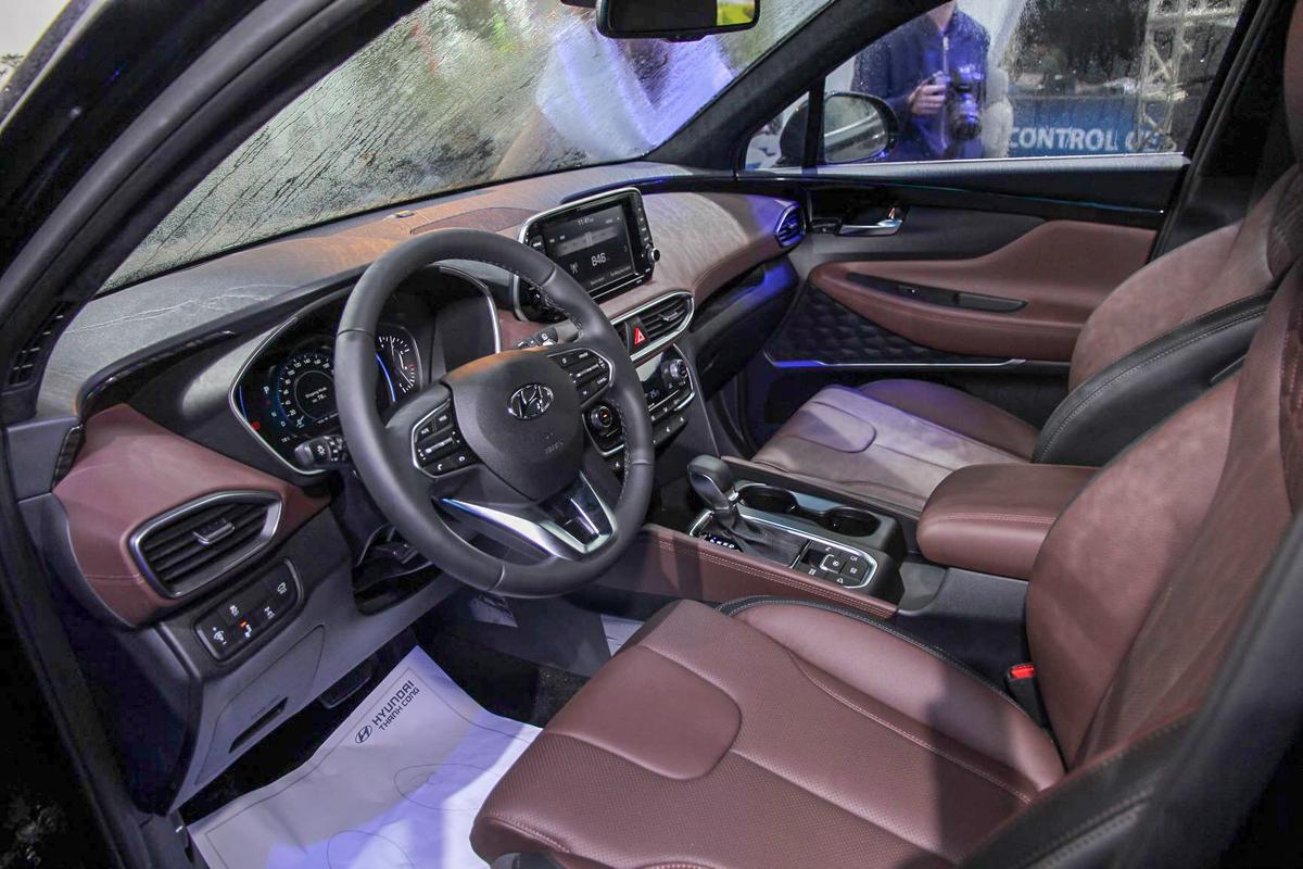 Nội thất chiếc SUV Hyundai SantaFe