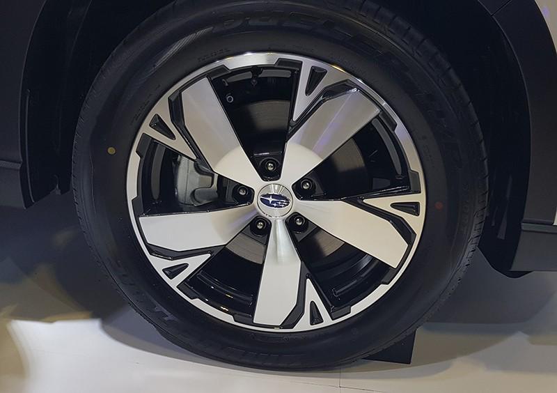 Mâm xe với thiết kế độc đáo