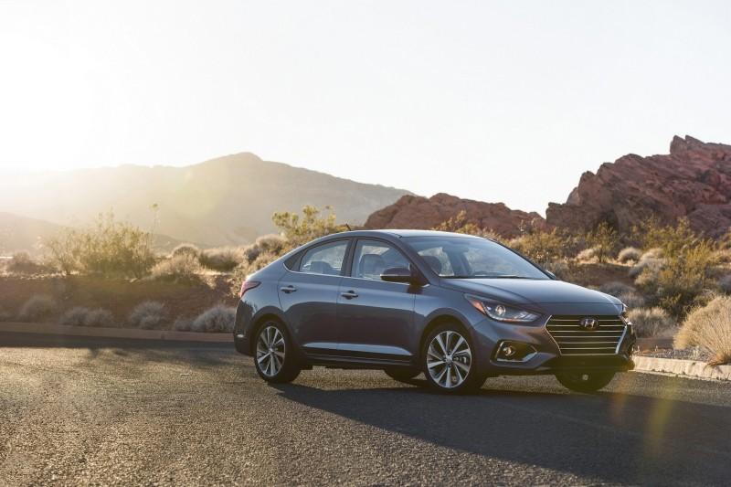 xe Hyundai Accent 2020