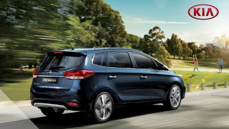 xe Kia Rondo Standard MT
