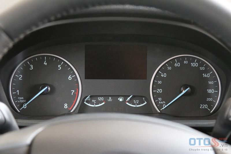 Cận cảnh phiên bản facelift Ford EcoSport 2018 mẫu Urban SUV bán chạy nhất tại Việt Nam.