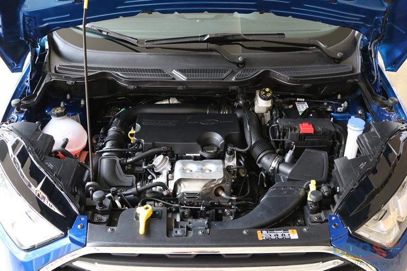 Cận cảnh phiên bản facelift Ford EcoSport 2018 mẫu Urban SUV bán chạy nhất tại Việt Nam.